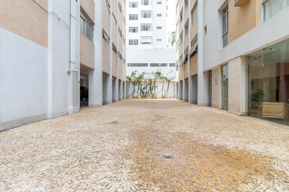 Foto 4 de Apartamento com 4 quartos à venda, 253m2 em Higienópolis, São Paulo - SP