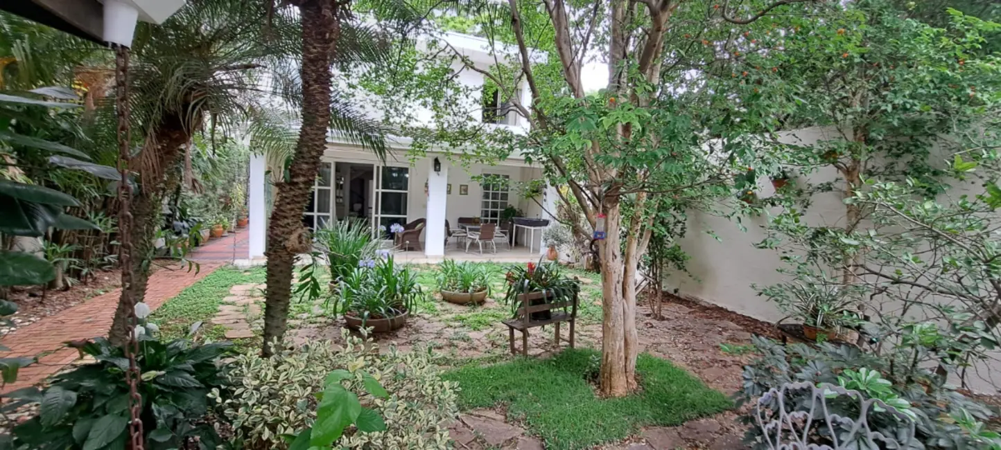 Foto 1 de Sobrado com 4 quartos à venda, 322m2 em Jardim Luzitânia, São Paulo - SP