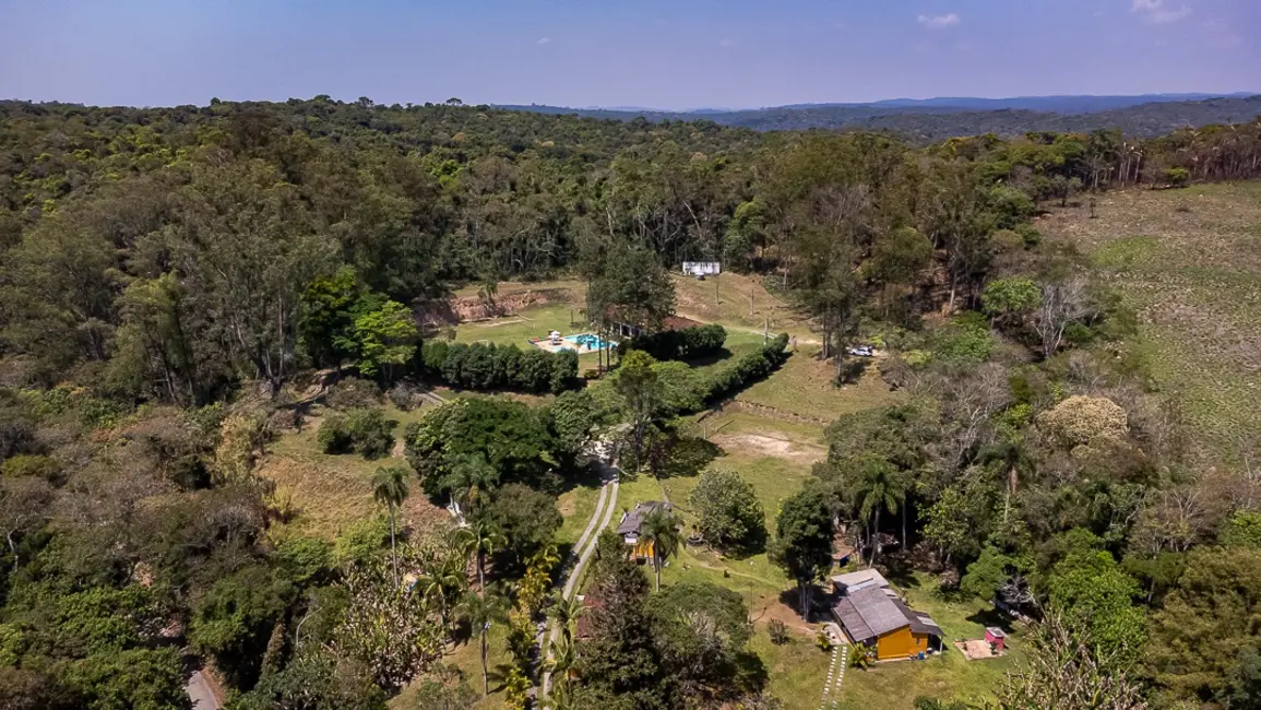 Casa à venda, 750m2 em Jardim Nossa Senhora das Graças, Cotia - SP - imagem 5 Foto 5 de Casa à venda, 750m2 em Jardim Nossa Senhora das Graças, Cotia - SP