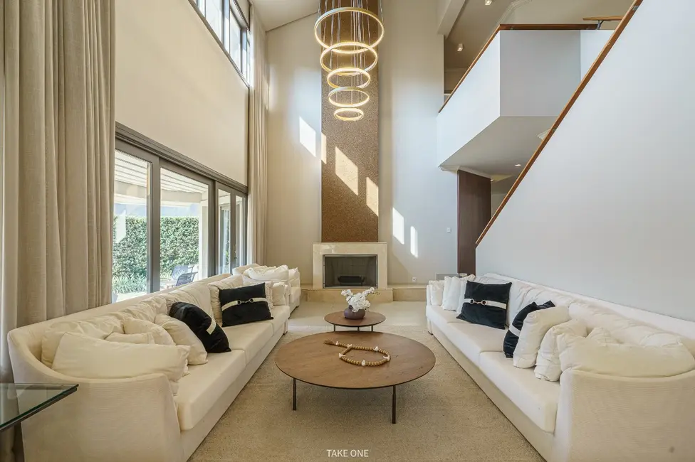 Casa de Condomínio com 4 quartos à venda, 604m2 em Vinhedo - SP - imagem 6 Foto 6 de Casa de Condomínio com 4 quartos à venda, 604m2 em Vinhedo - SP