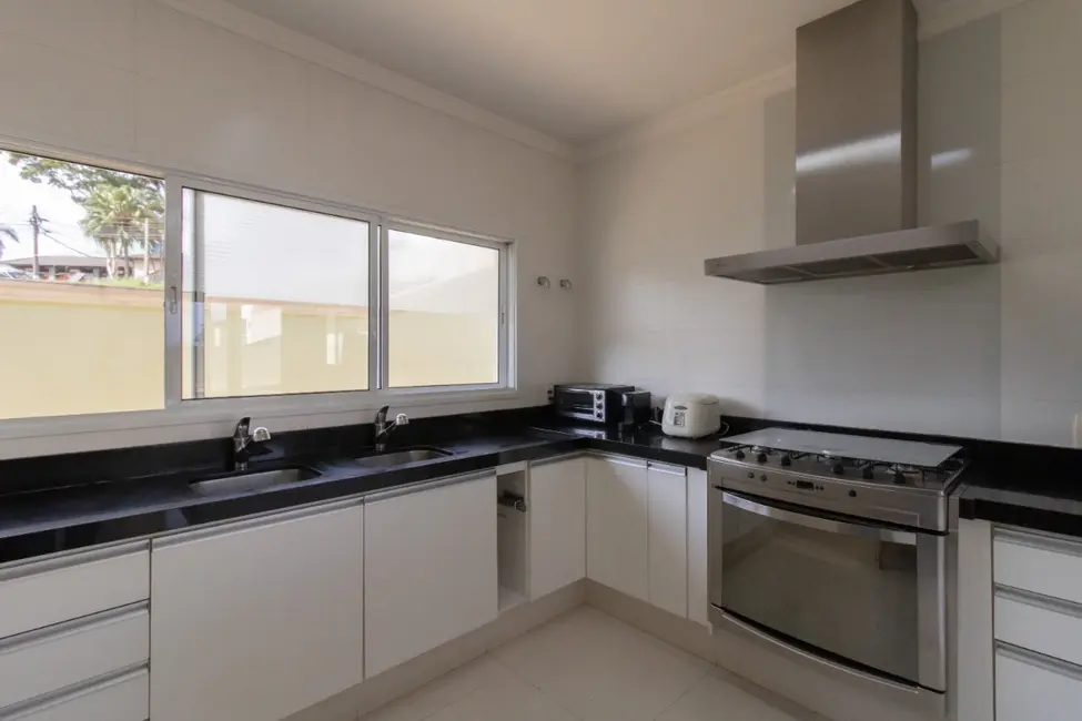 Foto 9 de Casa de Condomínio com 4 quartos à venda, 360m2 em Convívio Residencial Santana, Aruja - SP