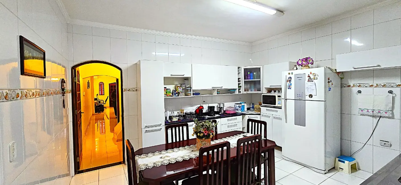 Casa com 3 quartos à venda, 217m2 em Jaguaribe, Osasco - SP - imagem 8 Foto 8 de Casa com 3 quartos à venda, 217m2 em Jaguaribe, Osasco - SP