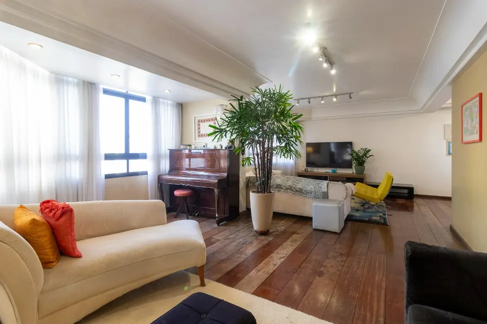 Apartamento com 4 quartos à venda, 196m2 em Vila Gilda, Santo Andre - SP - imagem 1 Foto 1 de Apartamento com 4 quartos à venda, 196m2 em Vila Gilda, Santo Andre - SP