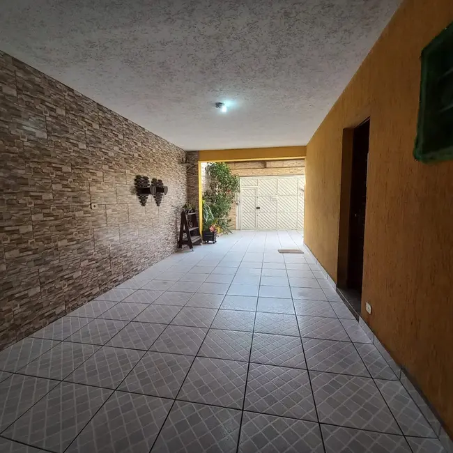 Foto 2 de Sobrado com 5 quartos à venda, 336m2 em Mutinga, Osasco - SP