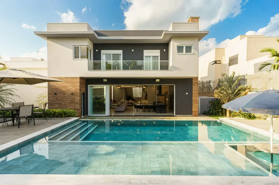 Foto 2 de Casa de Condomínio com 4 quartos à venda, 560m2 em Vinhedo - SP