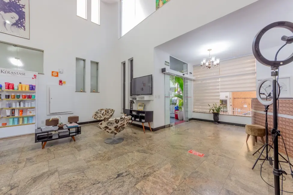 Casa à venda, 942m2 em Santo Antônio, Sao Caetano Do Sul - SP - imagem 9 Foto 9 de Casa à venda, 942m2 em Santo Antônio, Sao Caetano Do Sul - SP