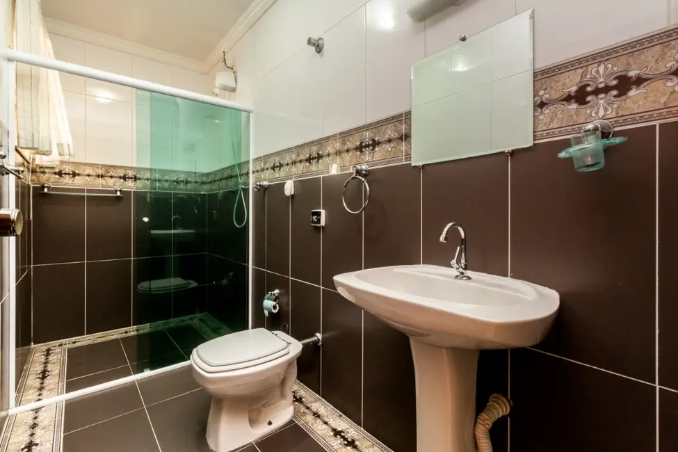 Foto 6 de Sobrado com 5 quartos à venda, 309m2 em Jardim das Flores, Osasco - SP