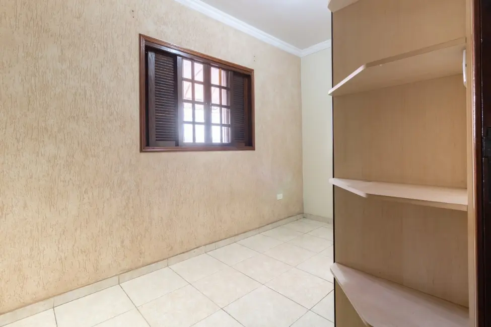 Foto 9 de Sobrado com 5 quartos à venda, 309m2 em Jardim das Flores, Osasco - SP