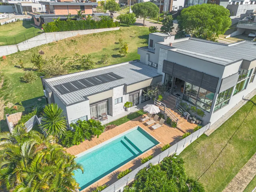 Foto 1 de Casa de Condomínio com 3 quartos à venda, 382m2 em Vinhedo - SP