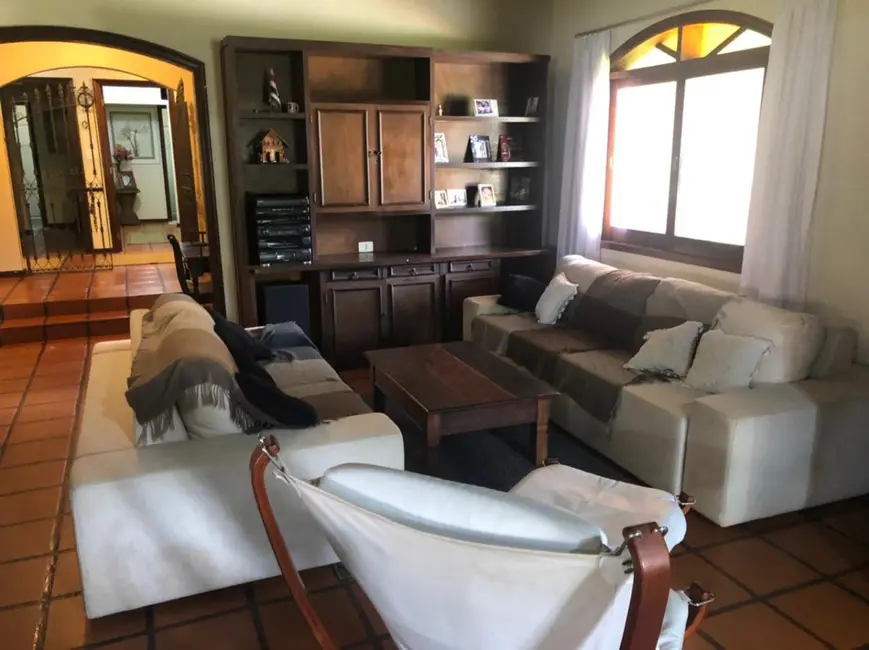 Foto 8 de Casa de Condomínio com 6 quartos à venda, 800m2 em Santa Branca - SP