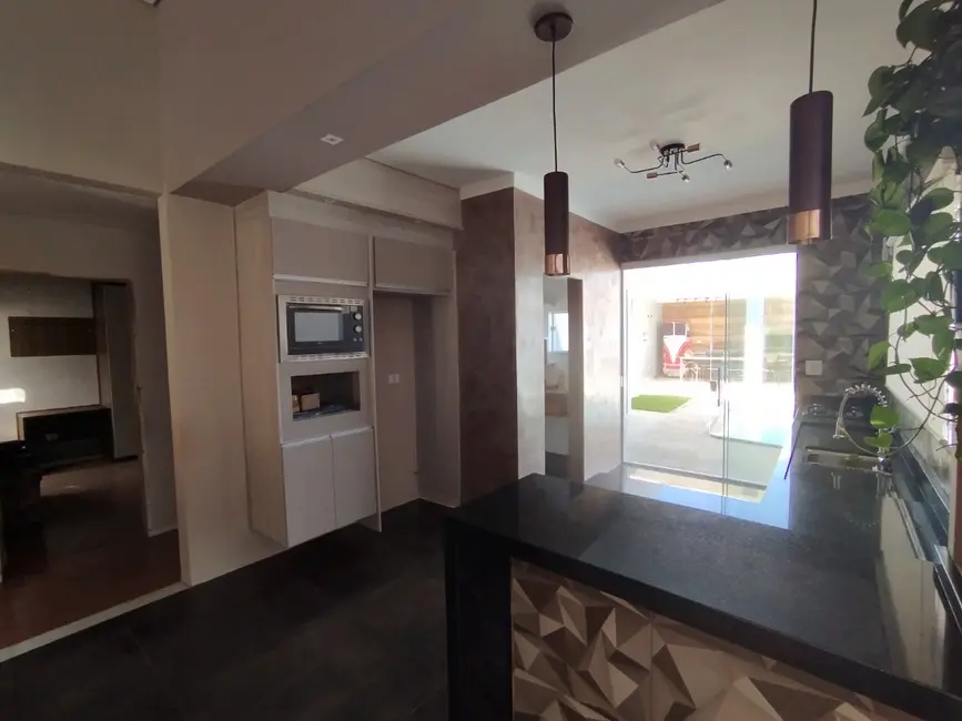 Foto 8 de Casa de Condomínio com 3 quartos à venda, 362m2 em Sabaúna, Mogi Das Cruzes - SP