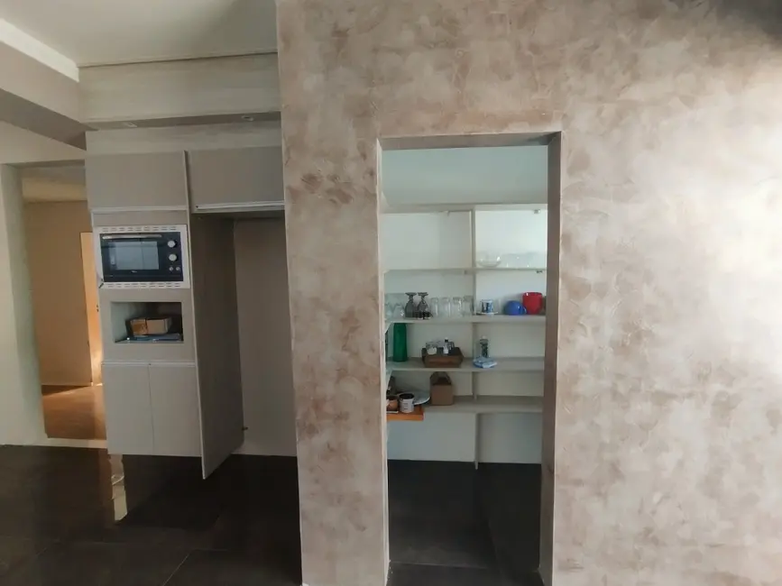 Foto 9 de Casa de Condomínio com 3 quartos à venda, 362m2 em Sabaúna, Mogi Das Cruzes - SP