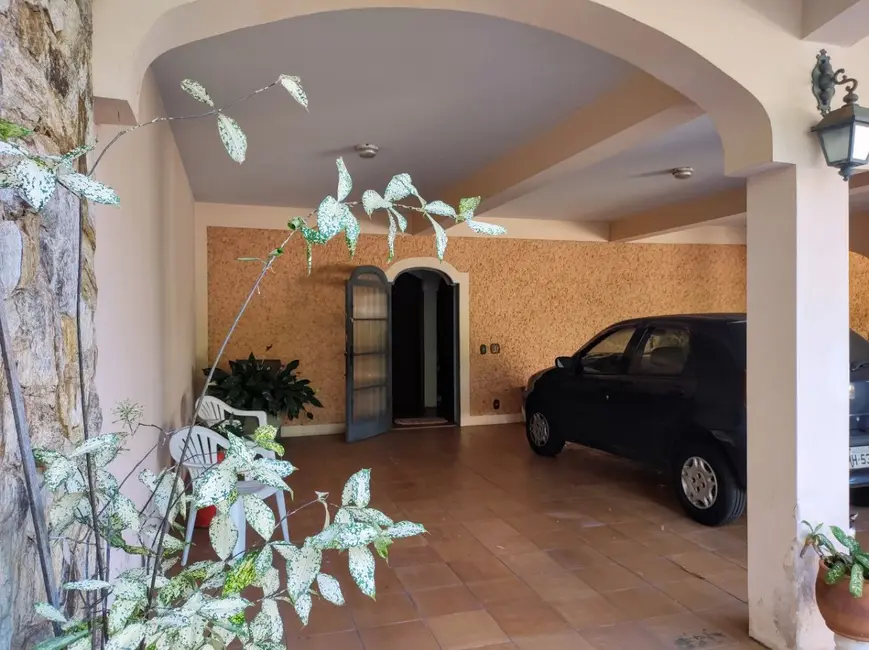 Casa com 5 quartos à venda, 422m2 em Centro, Aguas De Sao Pedro - SP - imagem 8 Foto 8 de Casa com 5 quartos à venda, 422m2 em Centro, Aguas De Sao Pedro - SP