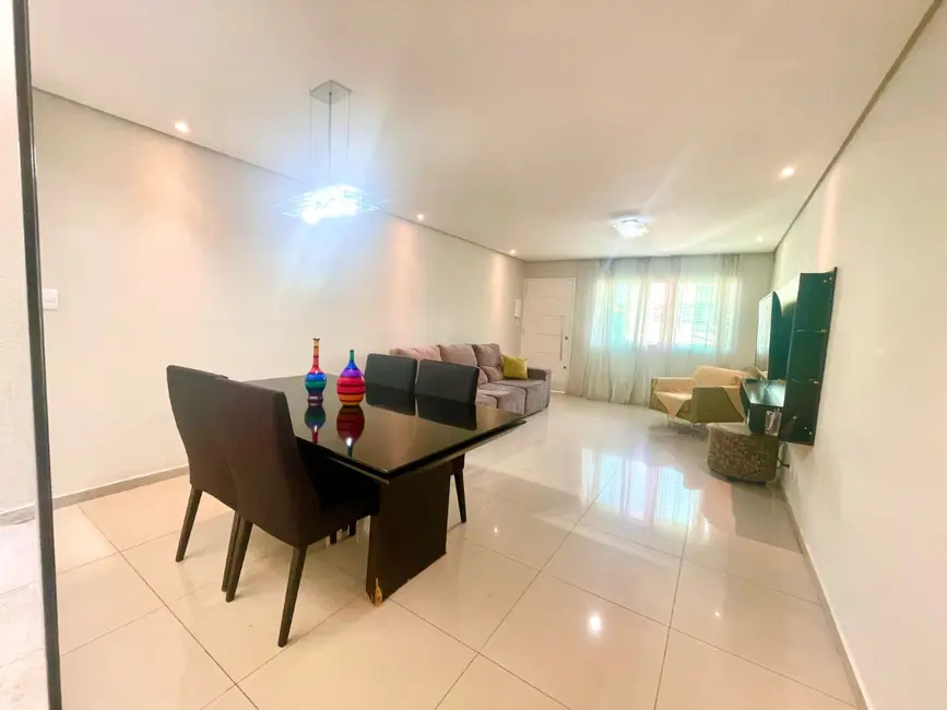 Foto 6 de Casa com 3 quartos à venda, 218m2 em Vila Santa Clara, São Paulo - SP