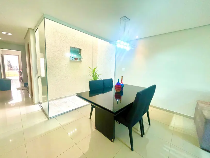 Foto 4 de Casa com 3 quartos à venda, 218m2 em Vila Santa Clara, São Paulo - SP