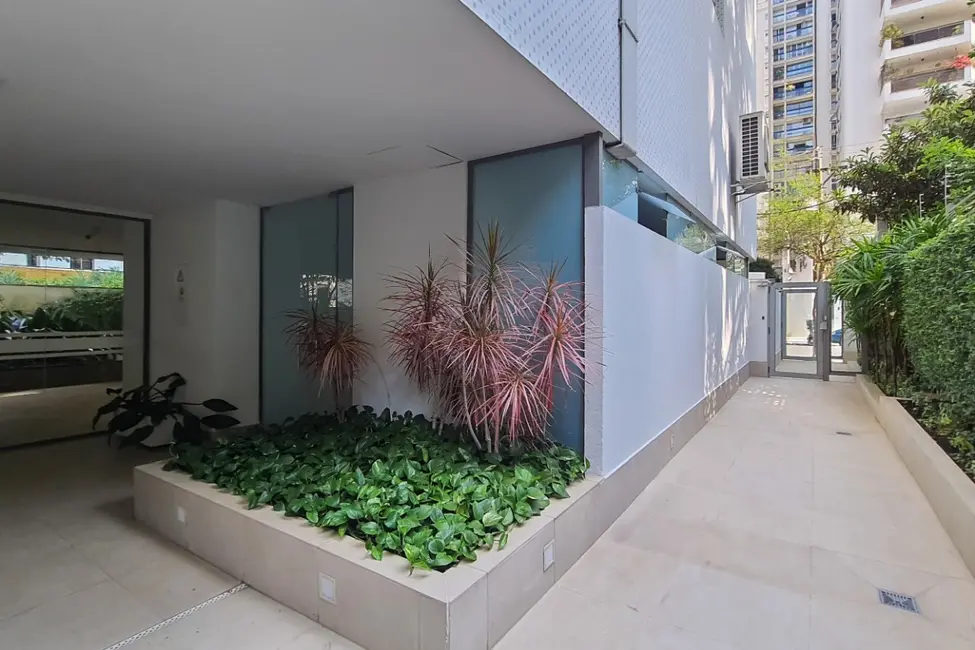 Apartamento com 3 quartos à venda, 198m2 em Santa Cecília, São Paulo - SP - imagem 4 Foto 4 de Apartamento com 3 quartos à venda, 198m2 em Santa Cecília, São Paulo - SP