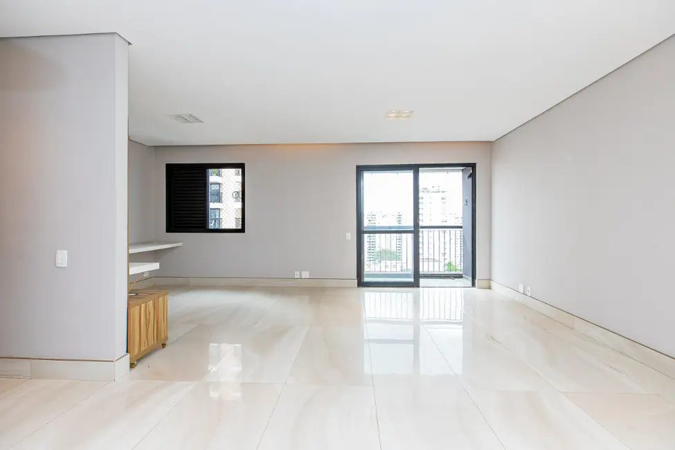 Foto 2 de Apartamento com 2 quartos à venda, 90m2 em Indianópolis, São Paulo - SP