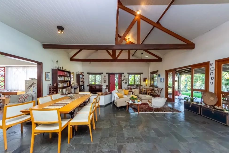Casa de Condomínio com 4 quartos à venda, 535m2 em Chácara dos Lagos, Carapicuiba - SP - imagem 4 Foto 4 de Casa de Condomínio com 4 quartos à venda, 535m2 em Chácara dos Lagos, Carapicuiba - SP