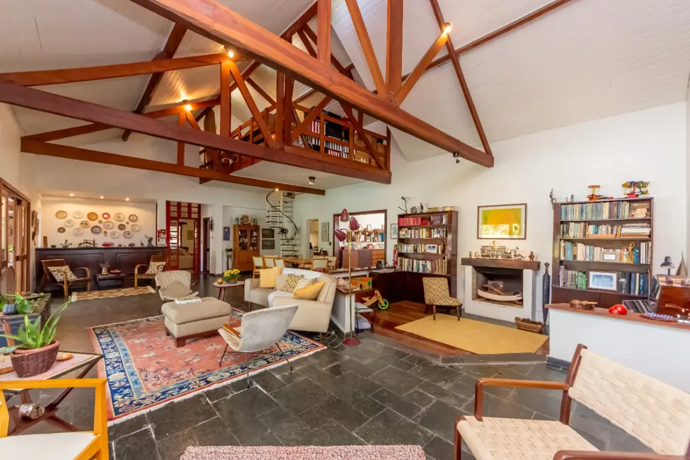 Casa de Condomínio com 4 quartos à venda, 535m2 em Chácara dos Lagos, Carapicuiba - SP - imagem 2 Foto 2 de Casa de Condomínio com 4 quartos à venda, 535m2 em Chácara dos Lagos, Carapicuiba - SP