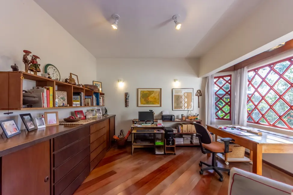 Casa de Condomínio com 4 quartos à venda, 535m2 em Chácara dos Lagos, Carapicuiba - SP - imagem 6 Foto 6 de Casa de Condomínio com 4 quartos à venda, 535m2 em Chácara dos Lagos, Carapicuiba - SP