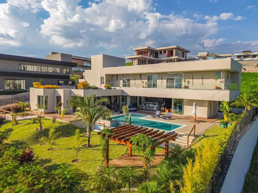 Foto 2 de Casa de Condomínio com 4 quartos à venda, 646m2 em Vinhedo - SP