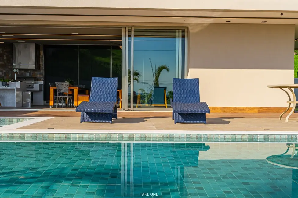 Foto 3 de Casa de Condomínio com 4 quartos à venda, 646m2 em Vinhedo - SP