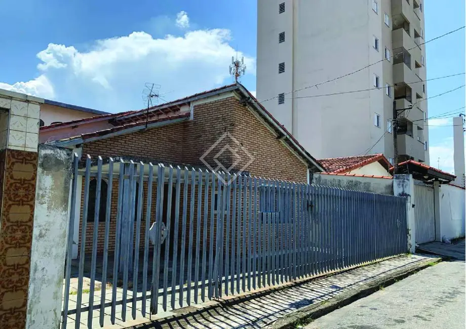 Foto 2 de Casa com 2 quartos à venda, 242m2 em Centro, Taubate - SP
