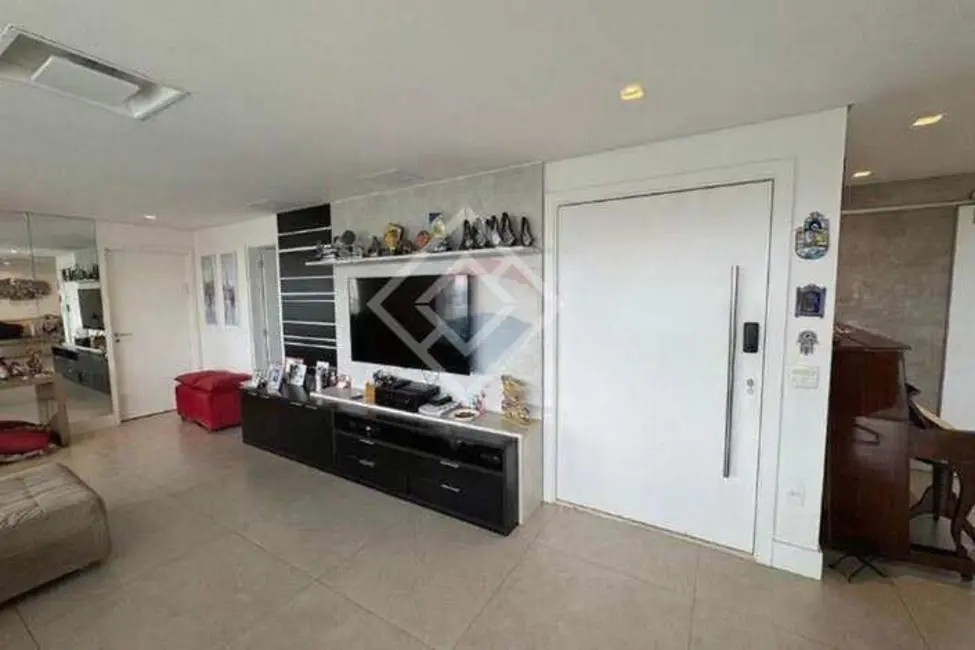 Foto 2 de Apartamento com 4 quartos para alugar, 241m2 em Água Branca, São Paulo - SP