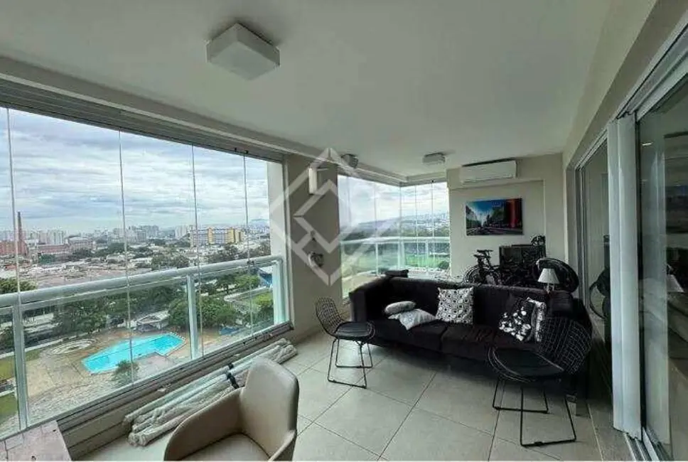 Foto 8 de Apartamento com 4 quartos para alugar, 241m2 em Água Branca, São Paulo - SP