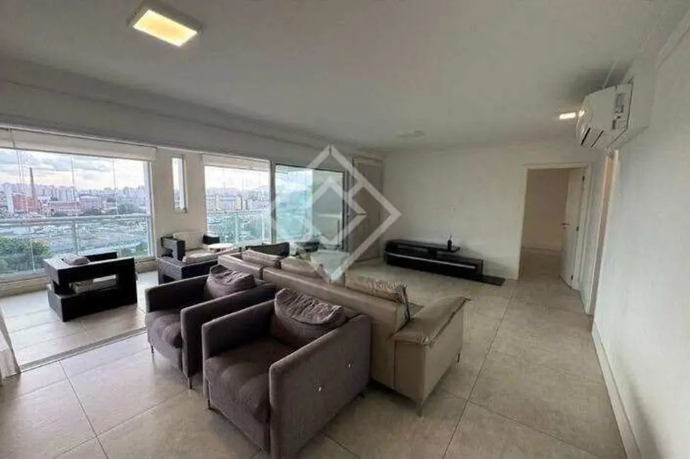 Foto 1 de Apartamento com 4 quartos para alugar, 241m2 em Água Branca, São Paulo - SP