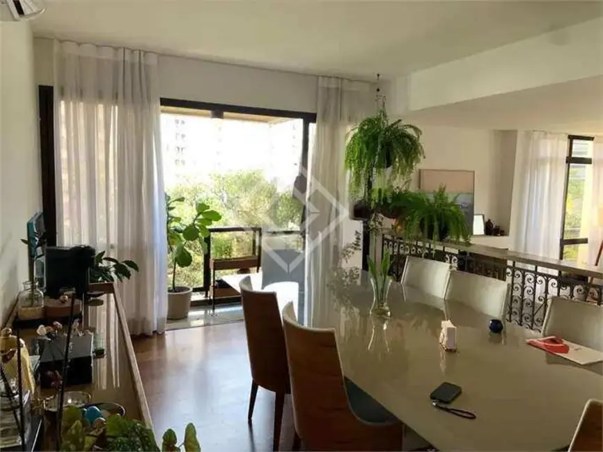 Foto 5 de Apartamento com 3 quartos à venda, 250m2 em Real Parque, São Paulo - SP