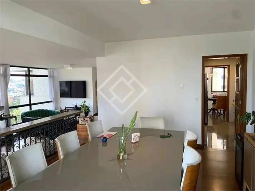 Foto 6 de Apartamento com 3 quartos à venda, 250m2 em Real Parque, São Paulo - SP