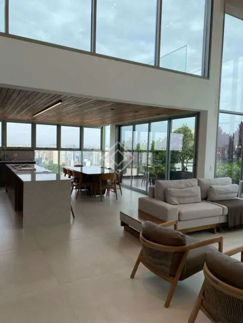 Foto 2 de Cobertura com 3 quartos à venda, 220m2 em São Paulo - SP
