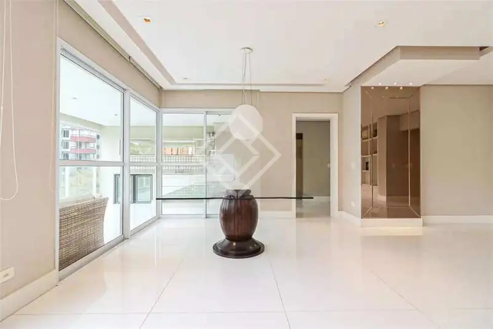 Foto 7 de Apartamento com 3 quartos para alugar, 184m2 em Vila Suzana, São Paulo - SP