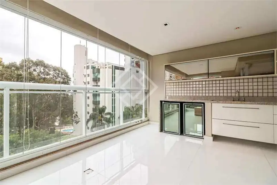 Foto 8 de Apartamento com 3 quartos para alugar, 184m2 em Vila Suzana, São Paulo - SP