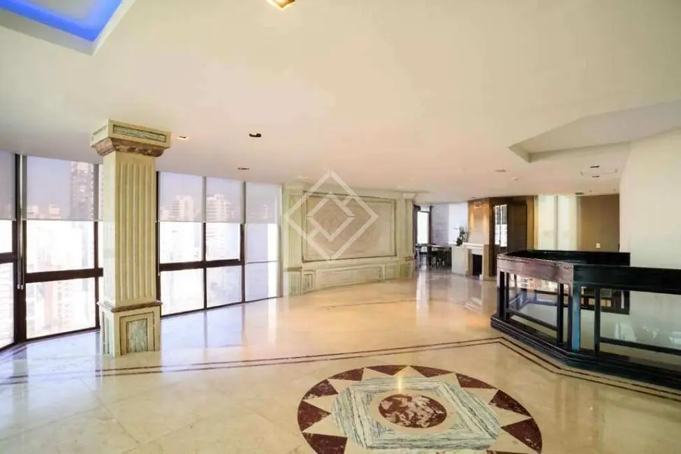 Foto 1 de Cobertura com 4 quartos para alugar, 596m2 em Pacaembu, São Paulo - SP