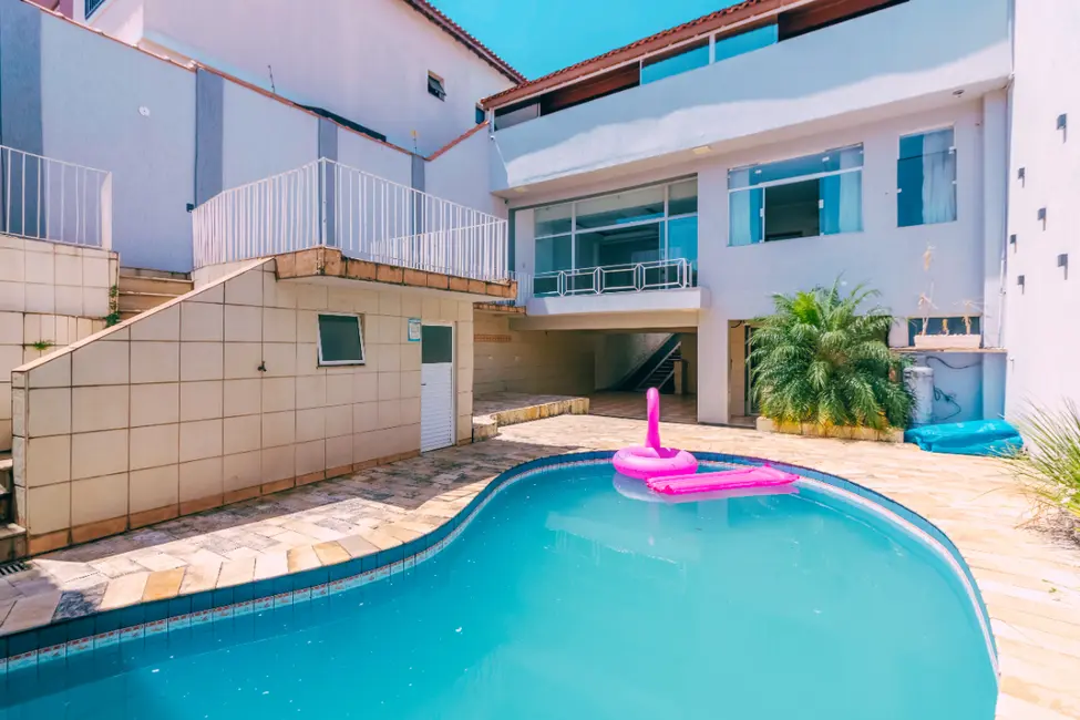 Foto 2 de Casa com 5 quartos à venda, 305m2 em Vila Lúcia, São Paulo - SP