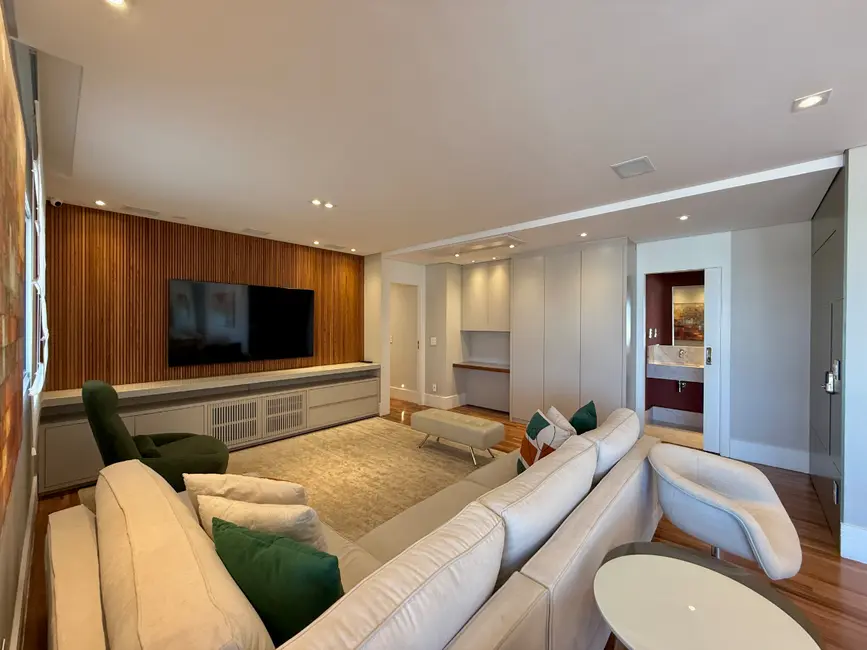 Apartamento com 3 quartos à venda, 154m2 em São Paulo - SP - imagem 8 Foto 8 de Apartamento com 3 quartos à venda, 154m2 em São Paulo - SP