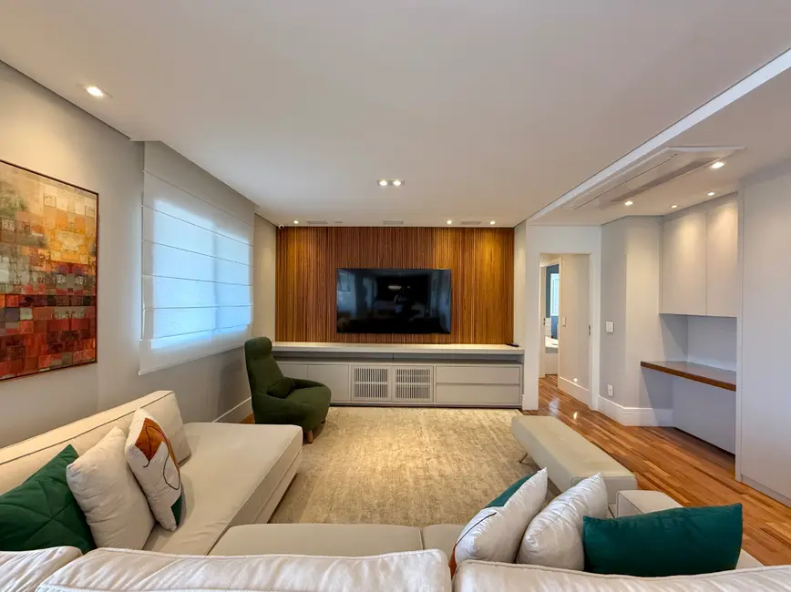 Apartamento com 3 quartos à venda, 154m2 em São Paulo - SP - imagem 9 Foto 9 de Apartamento com 3 quartos à venda, 154m2 em São Paulo - SP