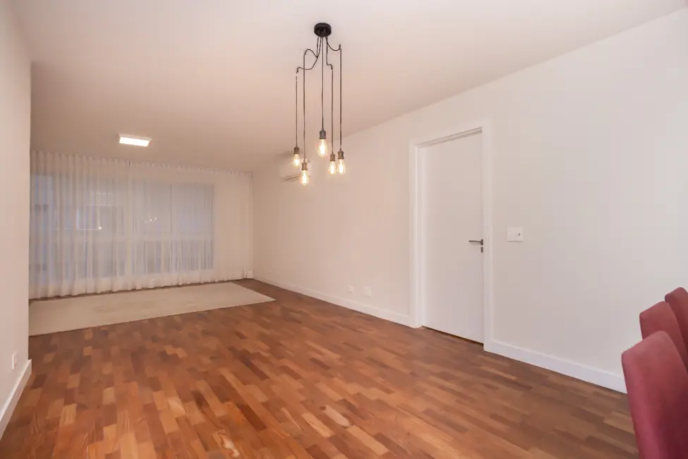 Foto 5 de Apartamento com 3 quartos à venda, 169m2 em Itaim Bibi, São Paulo - SP