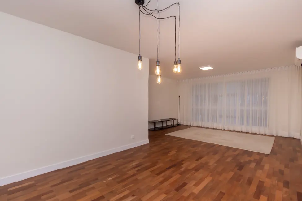 Foto 4 de Apartamento com 3 quartos à venda, 169m2 em Itaim Bibi, São Paulo - SP