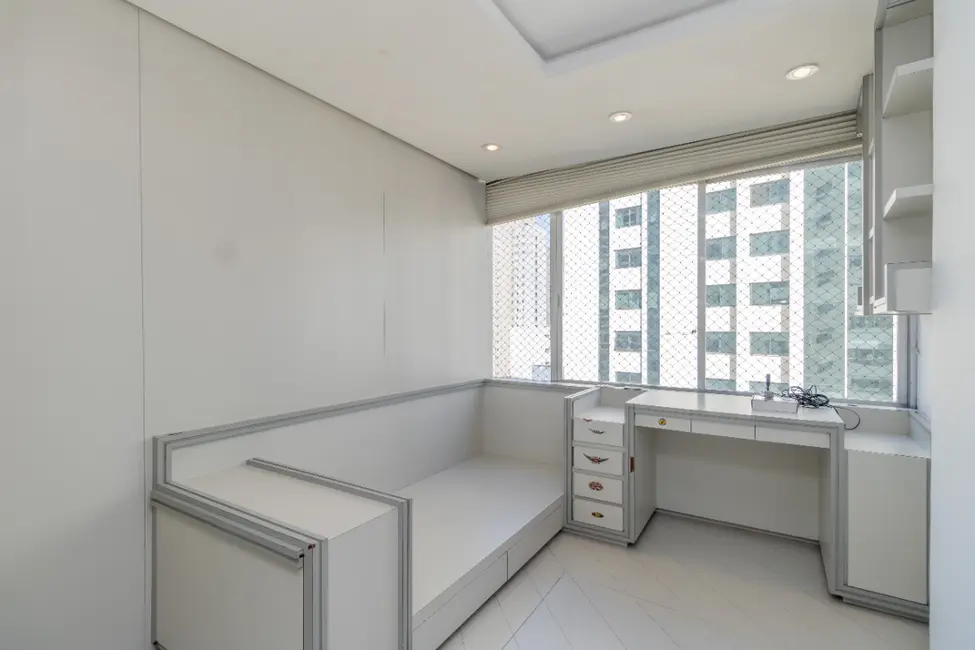 Foto 5 de Apartamento com 4 quartos à venda, 238m2 em Consolação, São Paulo - SP