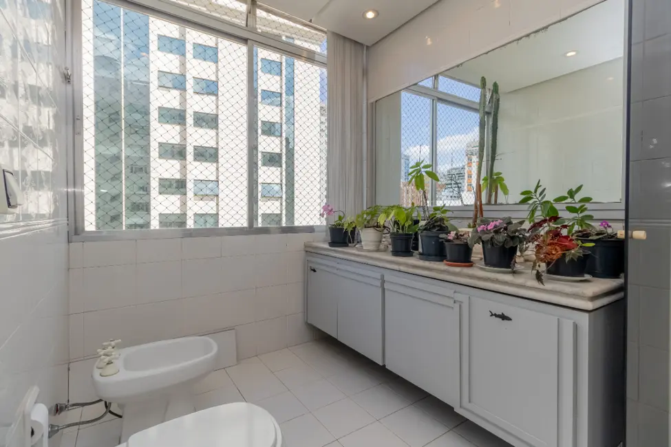 Foto 3 de Apartamento com 4 quartos à venda, 238m2 em Consolação, São Paulo - SP