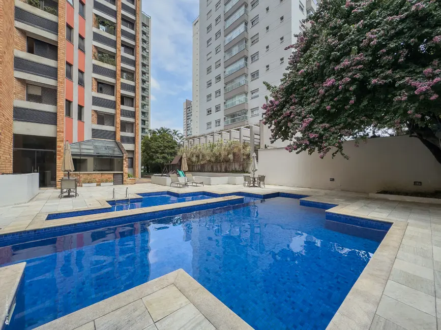 Foto 4 de Apartamento com 3 quartos à venda, 200m2 em Campo Belo, São Paulo - SP