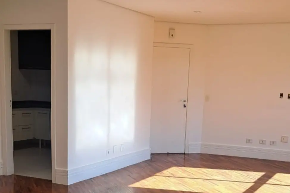 Foto 9 de Apartamento com 4 quartos para alugar, 136m2 em Vila Suzana, São Paulo - SP