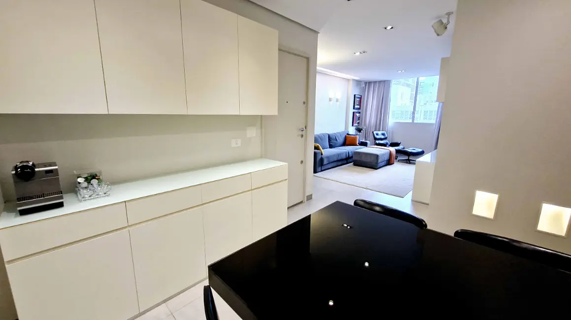 Foto 9 de Apartamento com 3 quartos à venda, 130m2 em Itaim Bibi, São Paulo - SP