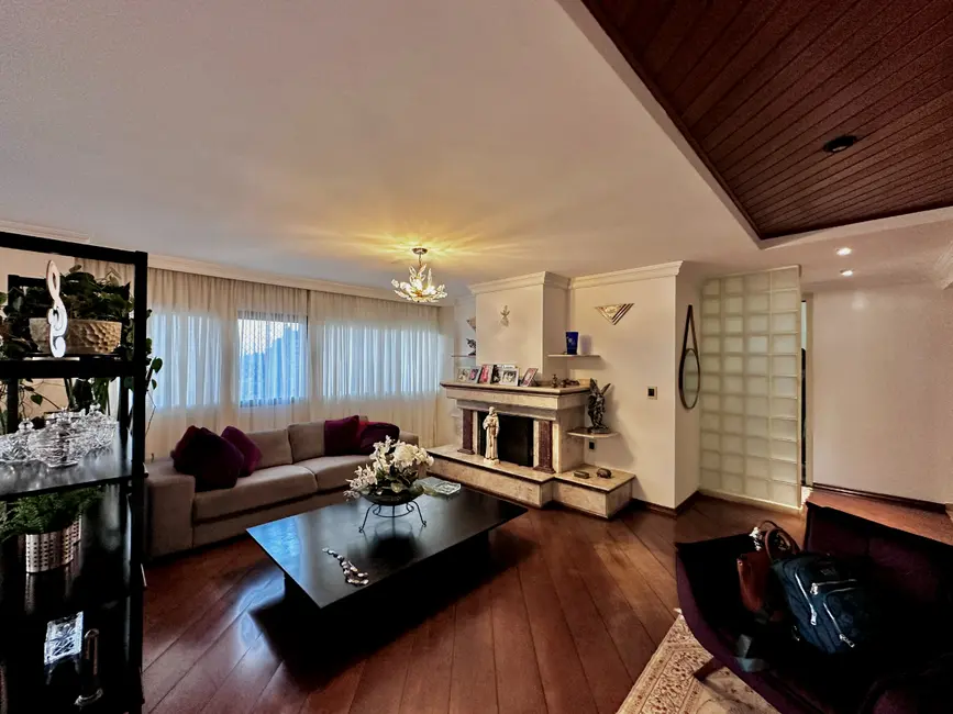 Foto 4 de Apartamento com 4 quartos à venda, 274m2 em Vila Alexandria, São Paulo - SP