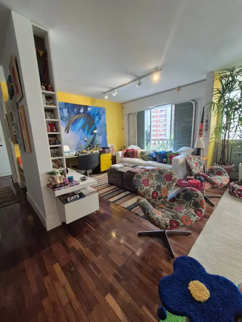 Foto 3 de Apartamento com 2 quartos à venda, 128m2 em Vila Nova Conceição, São Paulo - SP