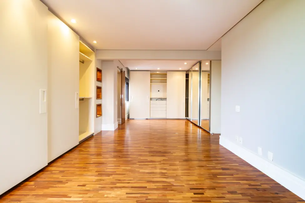 Foto 3 de Apartamento com 3 quartos à venda, 247m2 em Alto da Lapa, São Paulo - SP