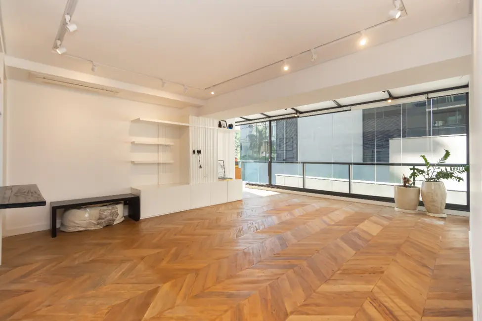 Apartamento com 2 quartos à venda, 126m2 em Itaim Bibi, São Paulo - SP - imagem 3 Foto 3 de Apartamento com 2 quartos à venda, 126m2 em Itaim Bibi, São Paulo - SP